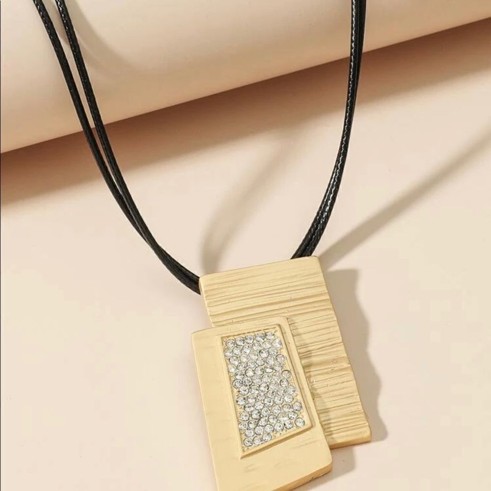 Abstract Statement Necklace - Picture 3 of 3